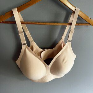 Light Pink Seamless Wireless Bra Size M removable pads NWT